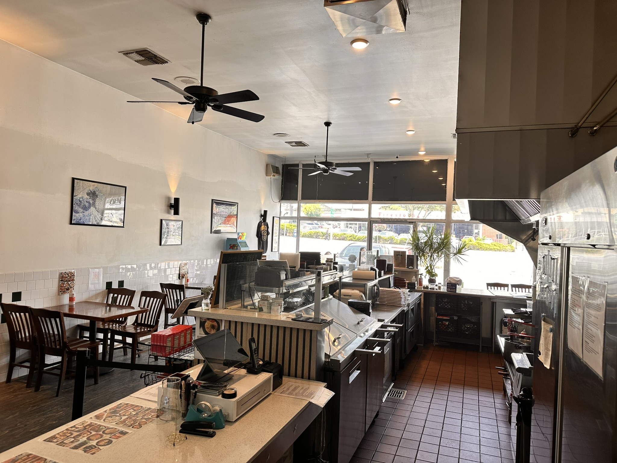 La Canada Sushi Retaurant Business for Sale / 寿司レストラン ラキャナダ