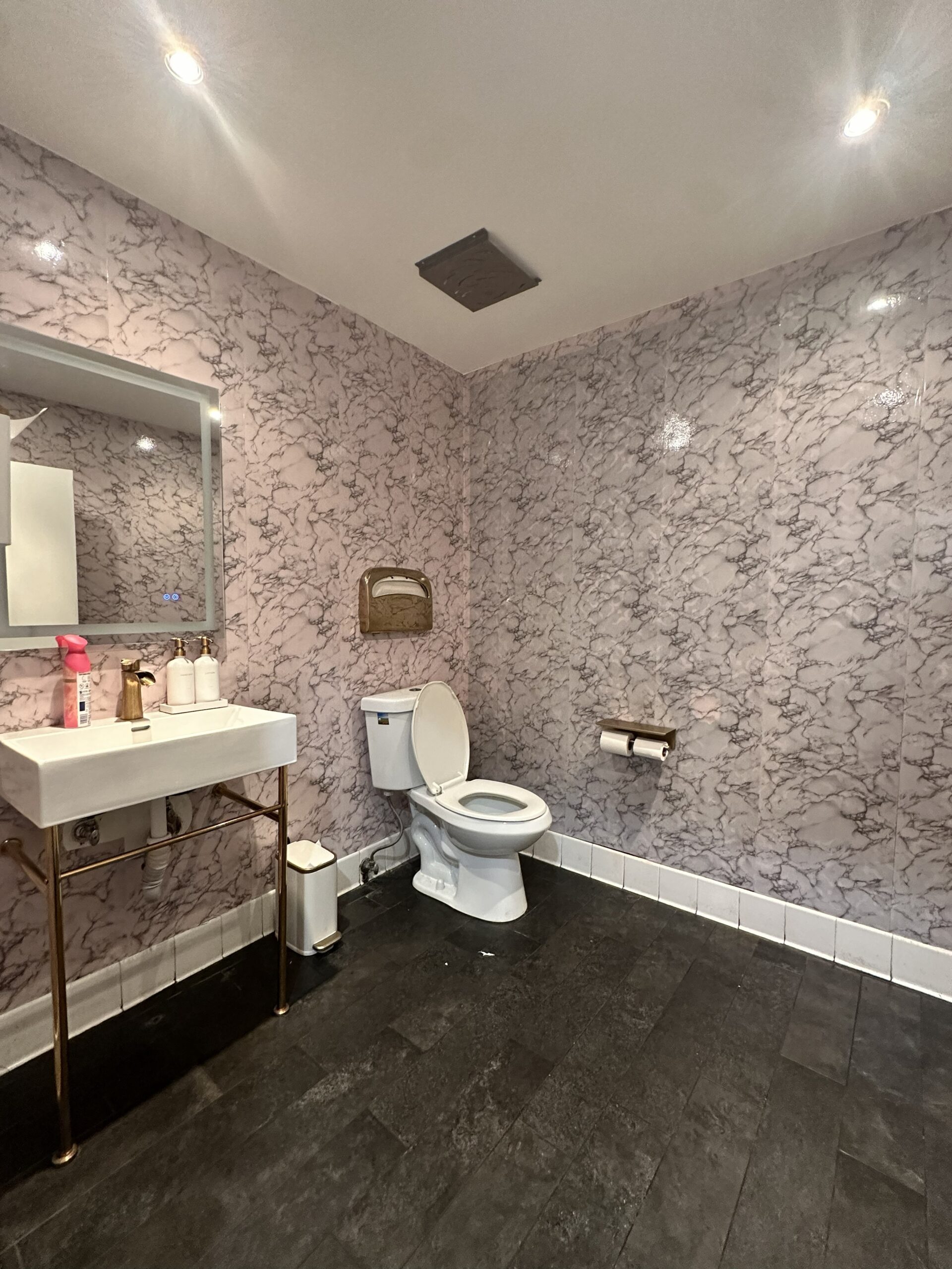 DTLA Restaurant Business for Sale / ダウンタウンロサンジェルス レストランバー