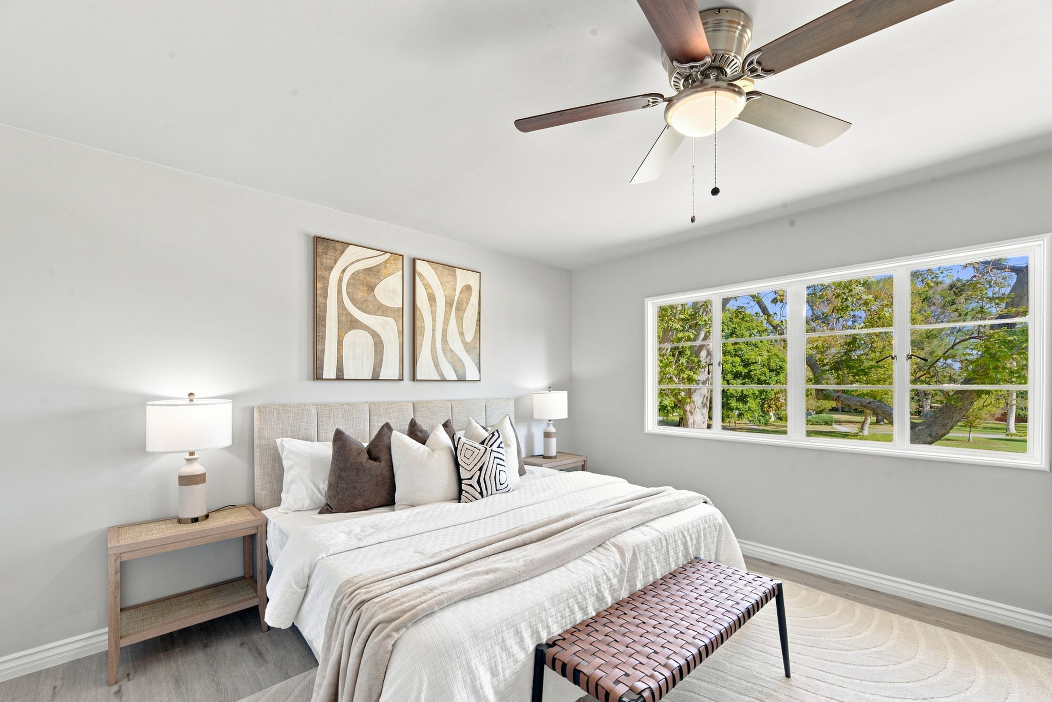 Village Green Condo For Sale / グリーン環境最高コンド